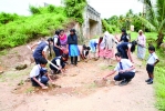 വിദ്യാര്‍ഥികള്‍ ശുചീകരണപ്രവര്‍ത്തനം നടത്തി 